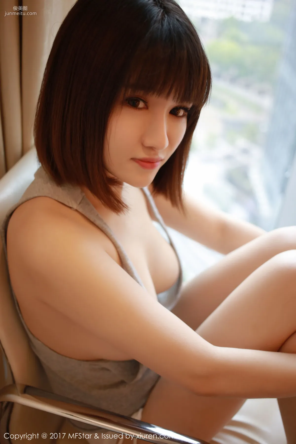 K8傲嬌萌萌Vivian《誘人的小背心》 [模範學院MFStar] VOL.102 寫真集 23