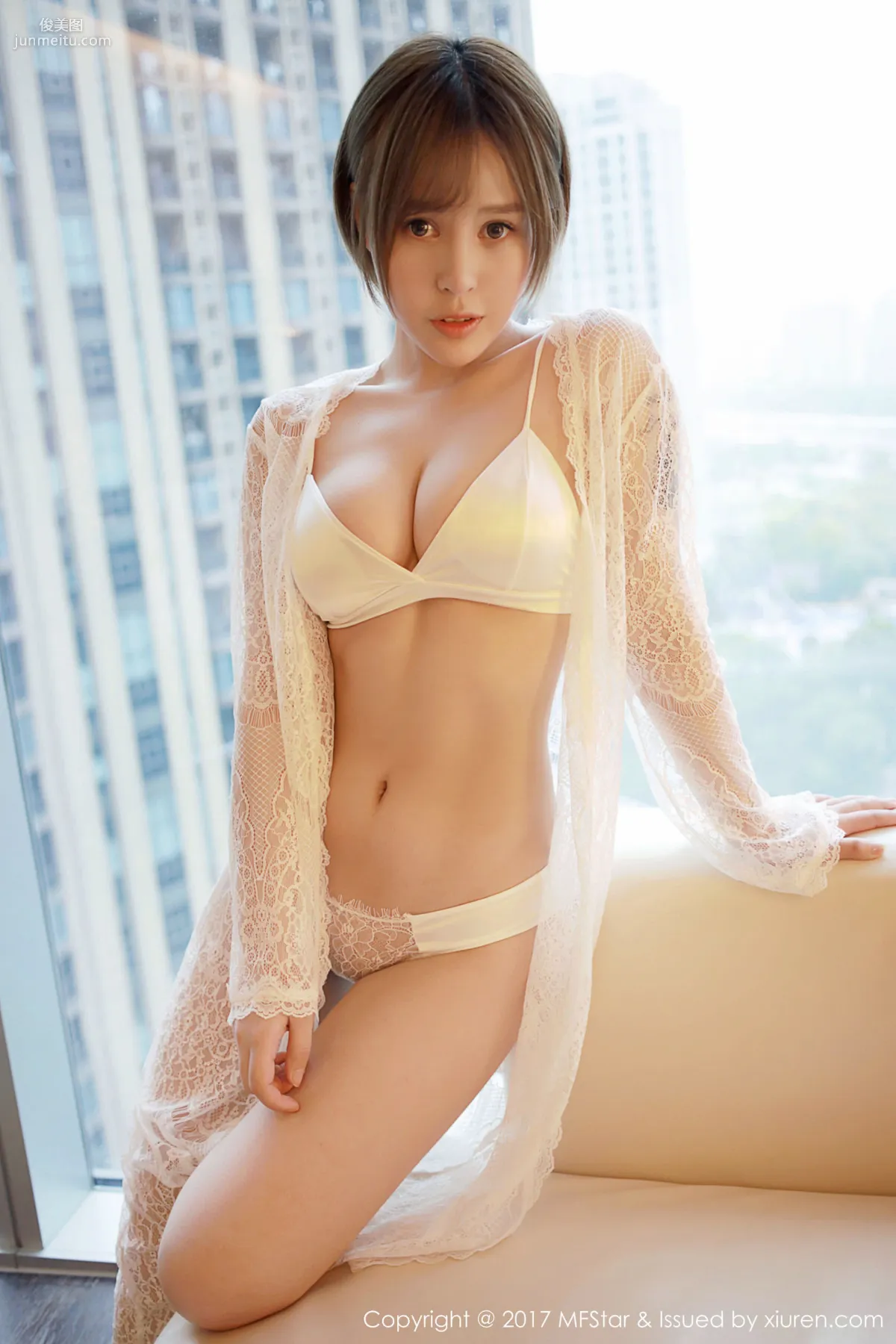 Evelyn艾莉《蕾絲半透内衣》 [模範學院MFStar] Vol.099 寫真集 24