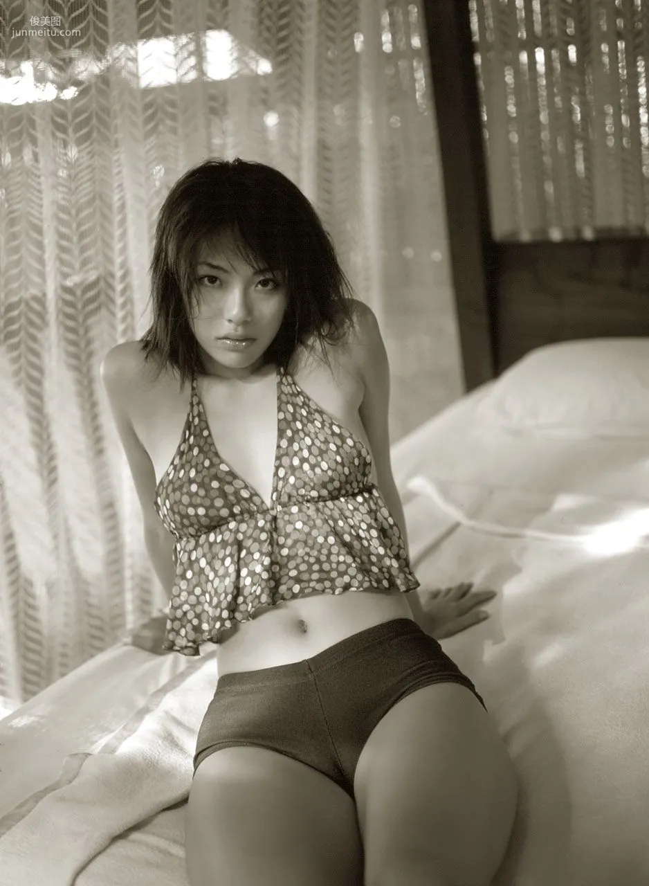 [NS Eyes] SF-No.114 姫嶋菜穂子《Jewelry Beans》 寫真集 31
