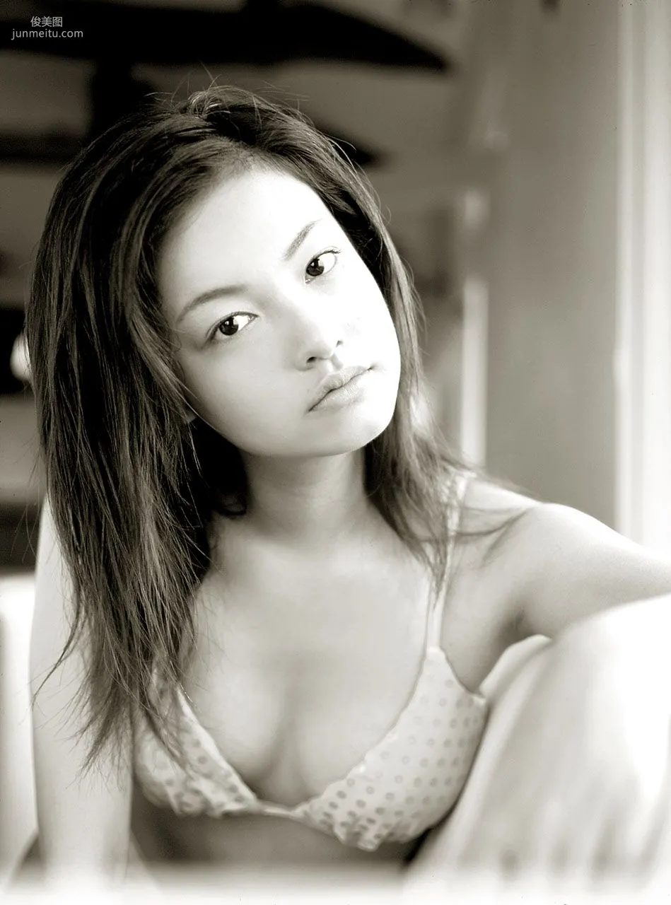 [NS Eyes] SF-No.117 Miho Shiroyama 城山未帆 寫真集 1