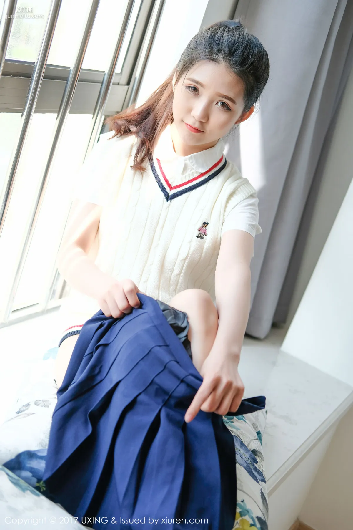可愛的小葉子《校服軟妹》 [優星館UXING] VOL.056 寫真集 11
