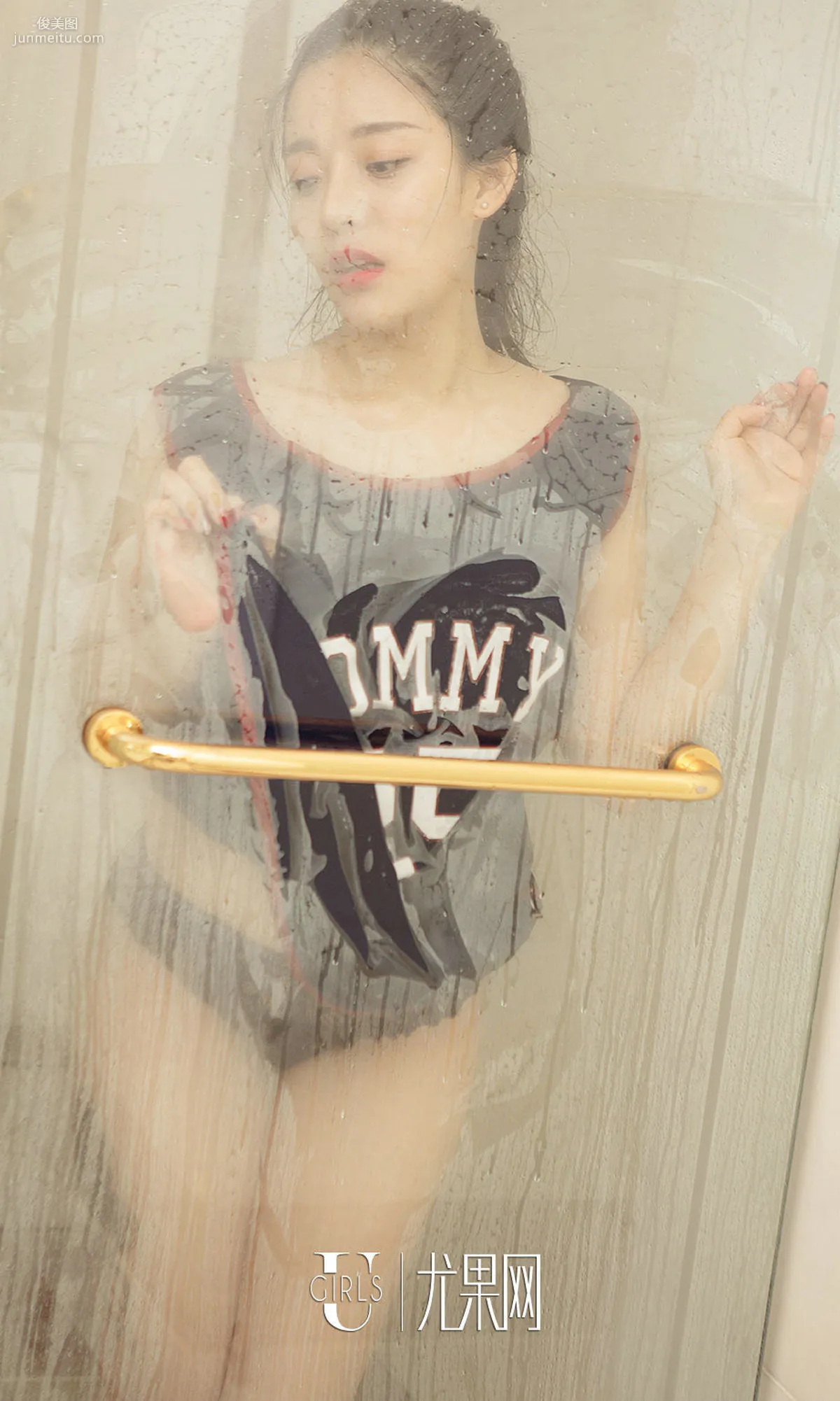 凌菲《湿透的篮球服》 [尤果圈] No.838 写真集15