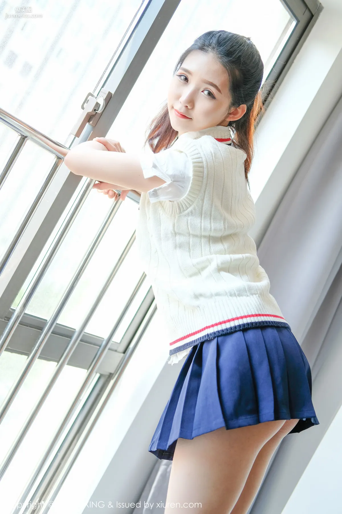可愛的小葉子《校服軟妹》 [優星館UXING] VOL.056 寫真集 3