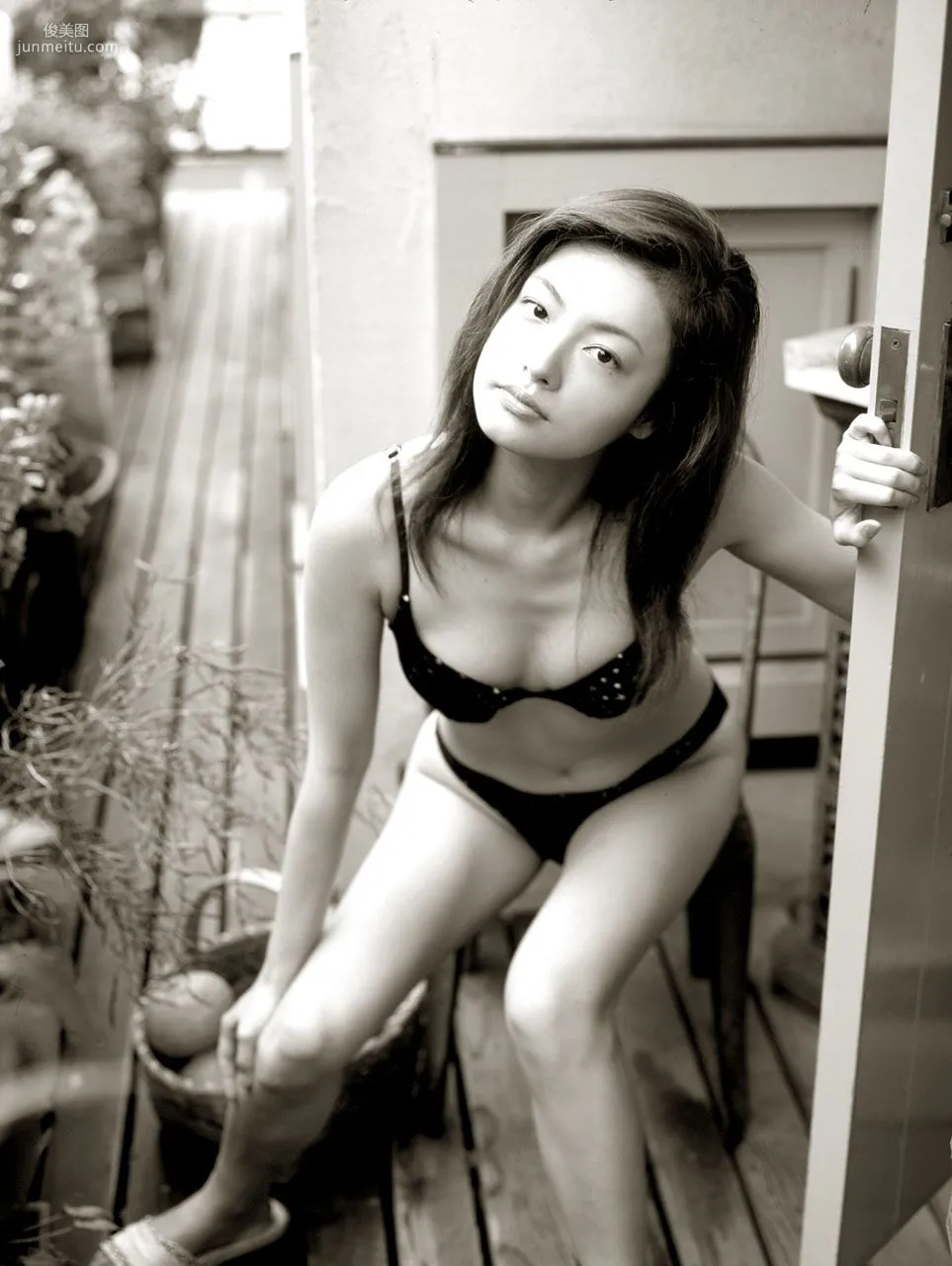 [NS Eyes] SF-No.117 Miho Shiroyama 城山未帆 寫真集 9