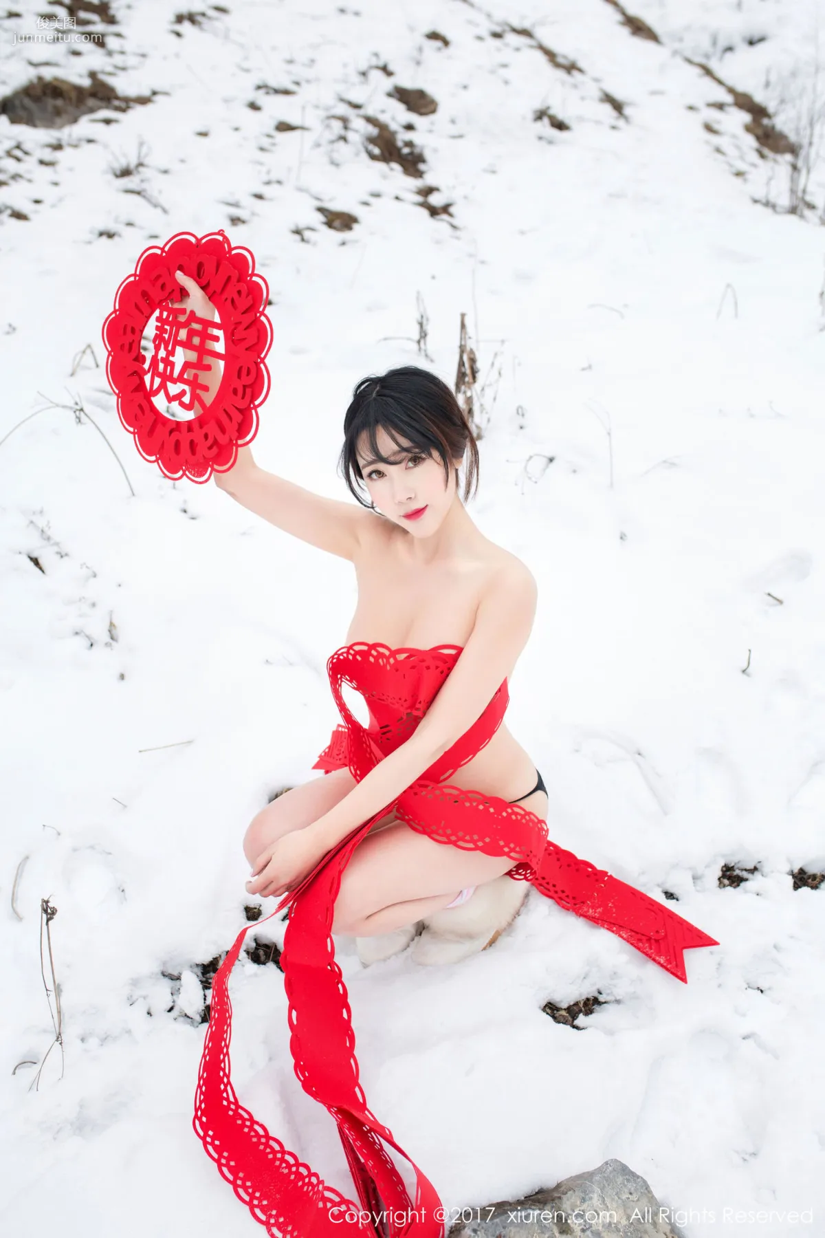 兜豆靓Youlina《新年賀歲》 [秀人網XIUREN] No.686 寫真集 41