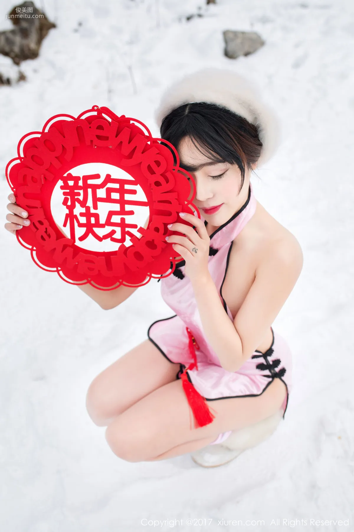 兜豆靓Youlina《新年賀歲》 [秀人網XIUREN] No.686 寫真集 11
