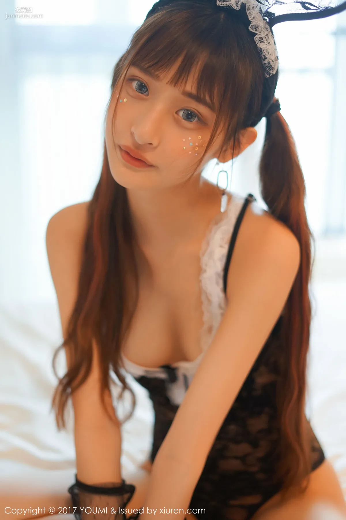 little貝殼《比基尼、女仆裝、兔女郎》 [尤蜜荟YouMi] VOL.051 寫真集 55