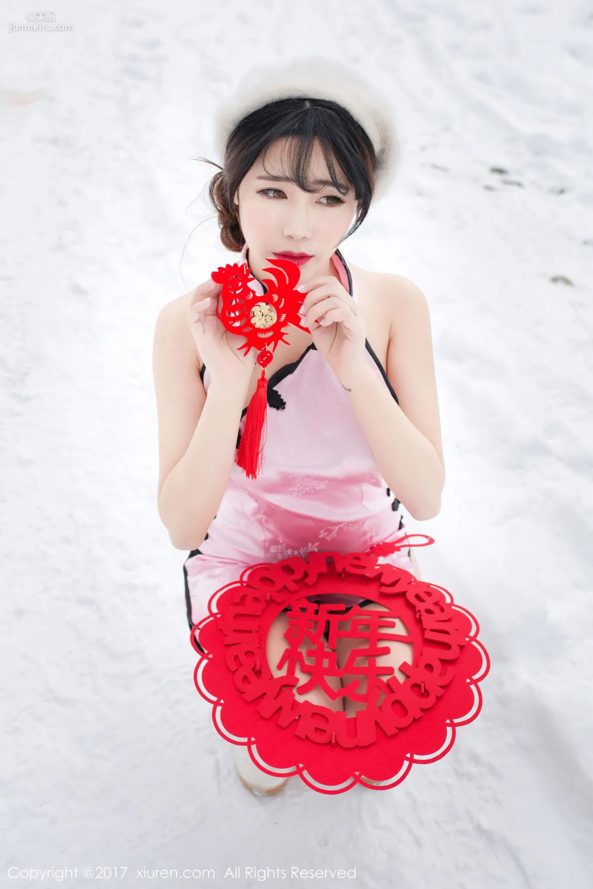 兜豆靓Youlina《新年賀歲》 [秀人網XIUREN] No.686 寫真集 4