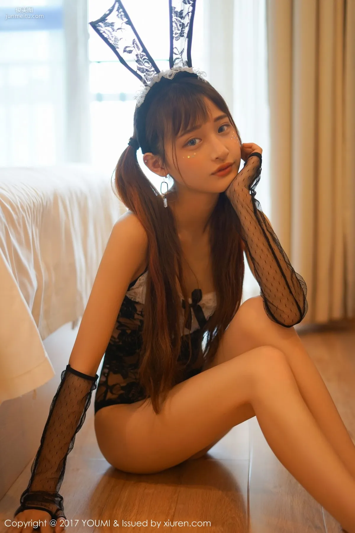 little貝殼《比基尼、女仆裝、兔女郎》 [尤蜜荟YouMi] VOL.051 寫真集 32