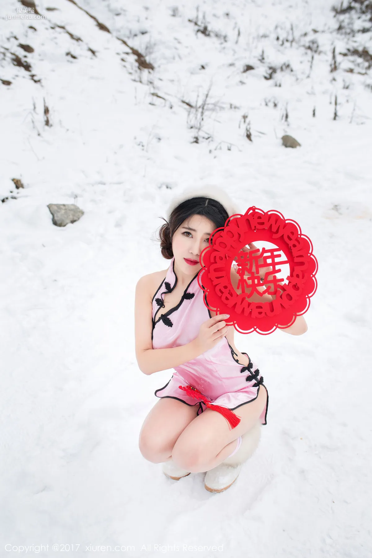 兜豆靓Youlina《新年賀歲》 [秀人網XIUREN] No.686 寫真集 13