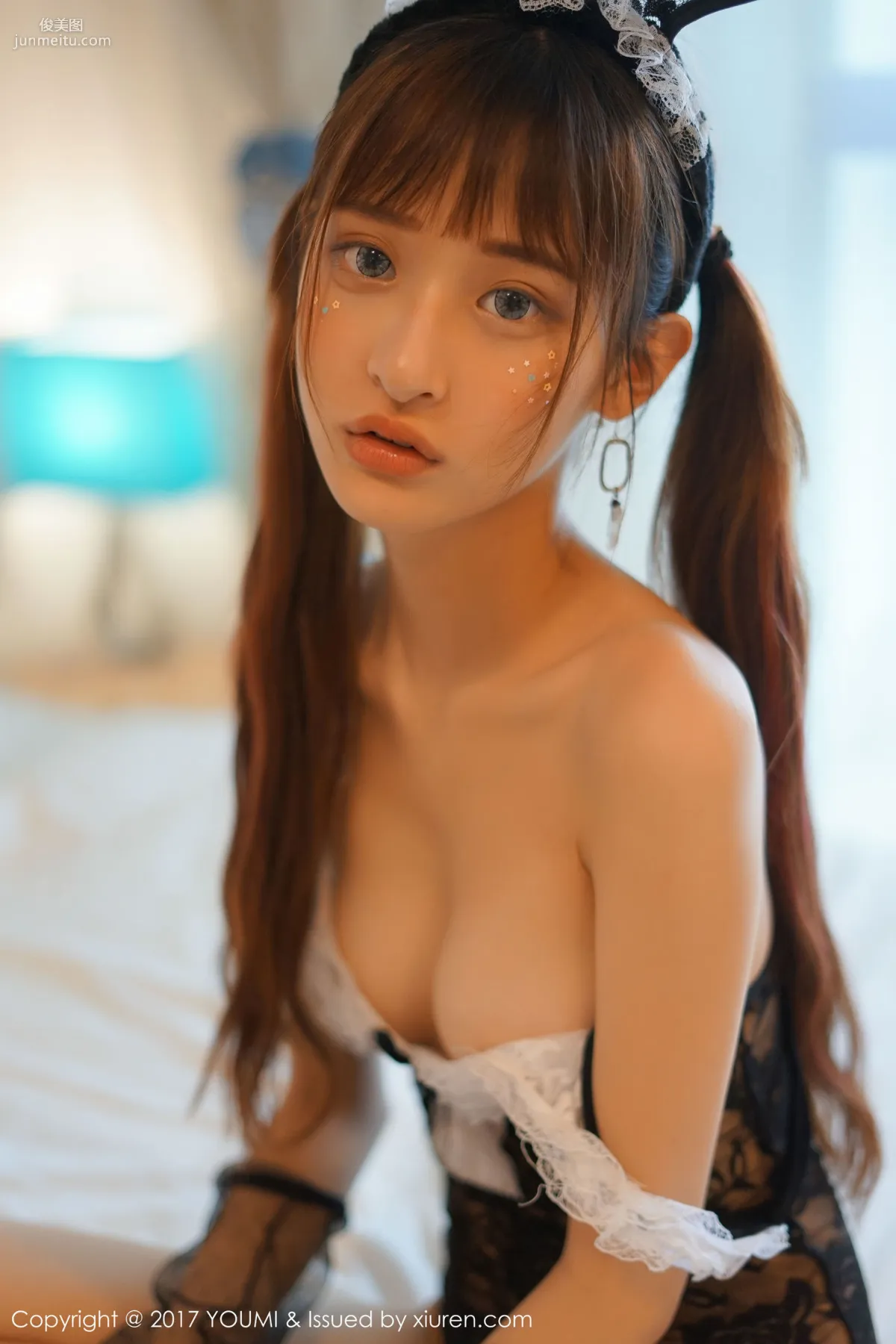 little貝殼《比基尼、女仆裝、兔女郎》 [尤蜜荟YouMi] VOL.051 寫真集 52
