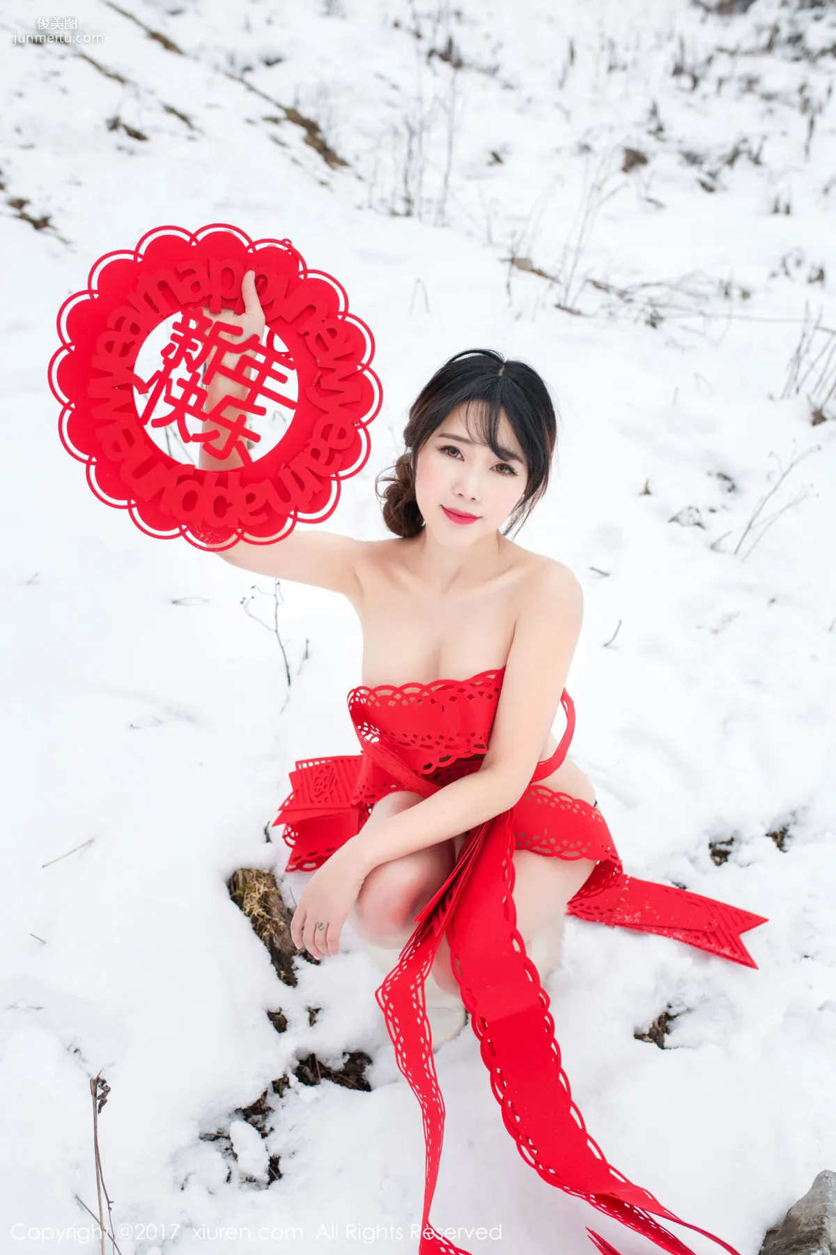 兜豆靓Youlina《新年賀歲》 [秀人網XIUREN] No.686 寫真集 42
