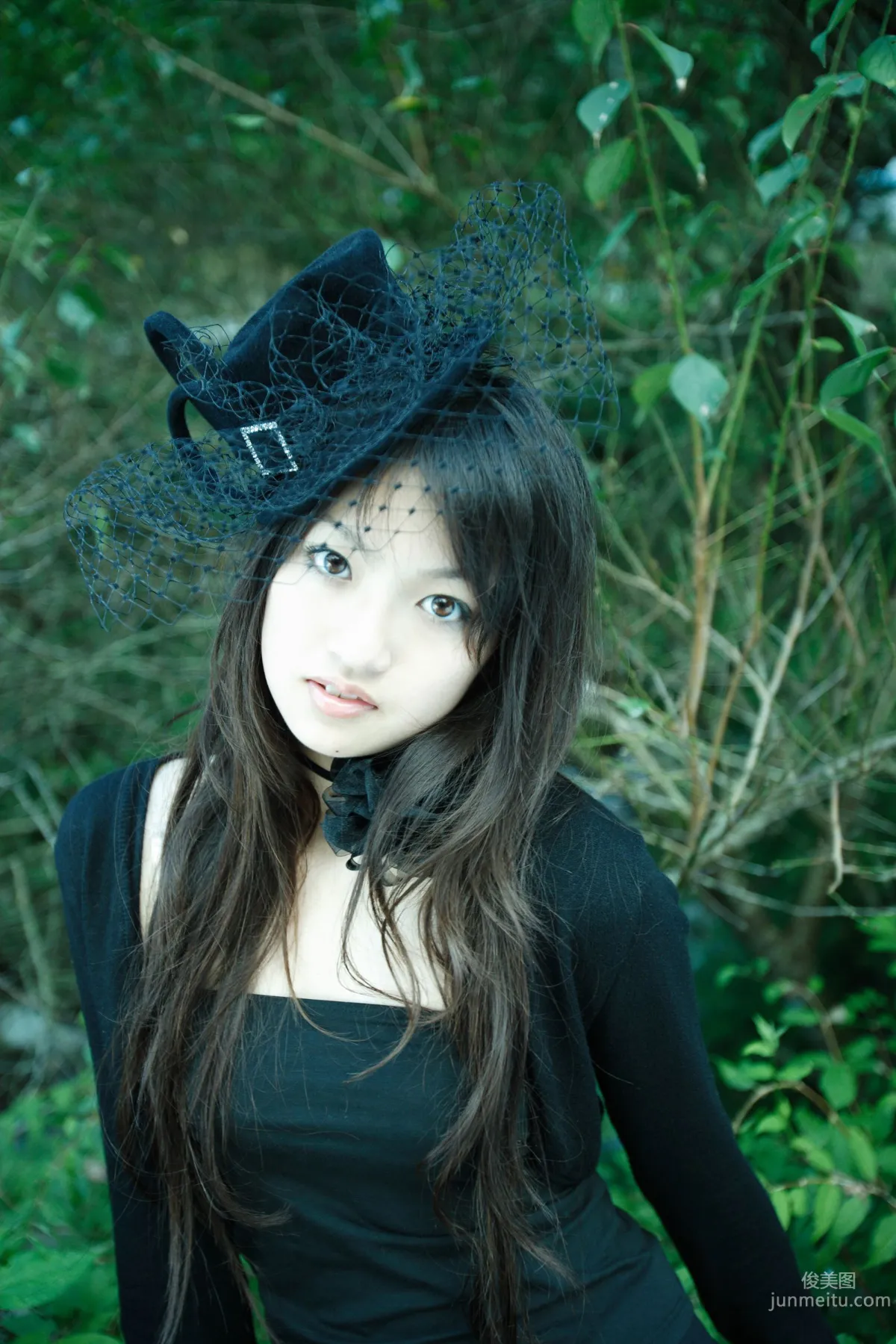 [NS Eyes] SF-No.507 Emika Sagesaka 提坂笑加 写真集1