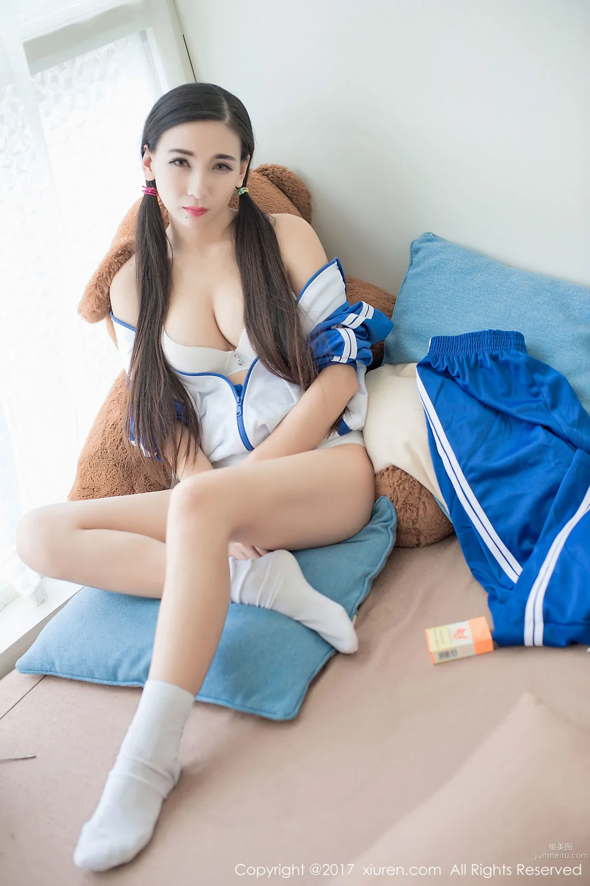 趙穎《日系校服+運動服》 [秀人網XIUREN] No.765 寫真集 39
