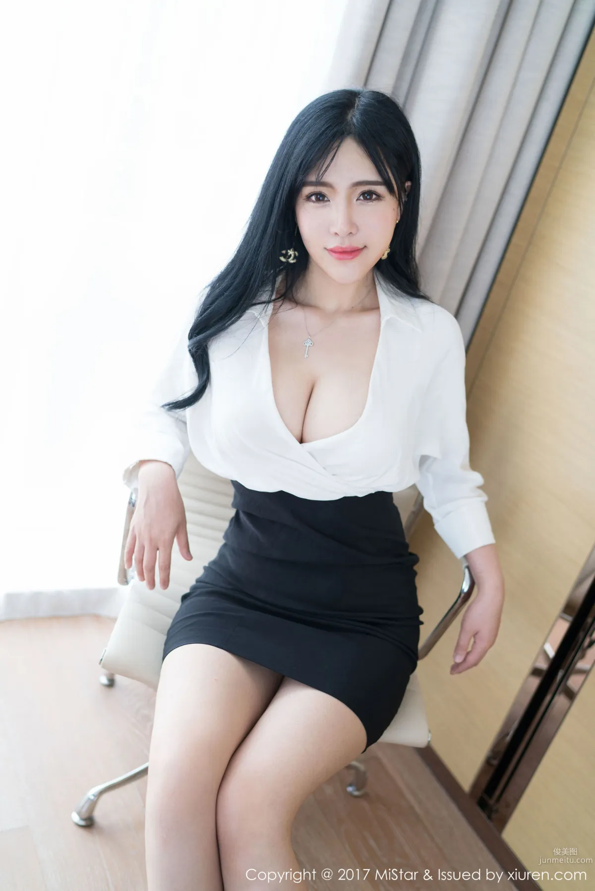 劉钰兒《性感OL秘書系列》 [魅妍社MiStar] VOL.172 寫真集 8