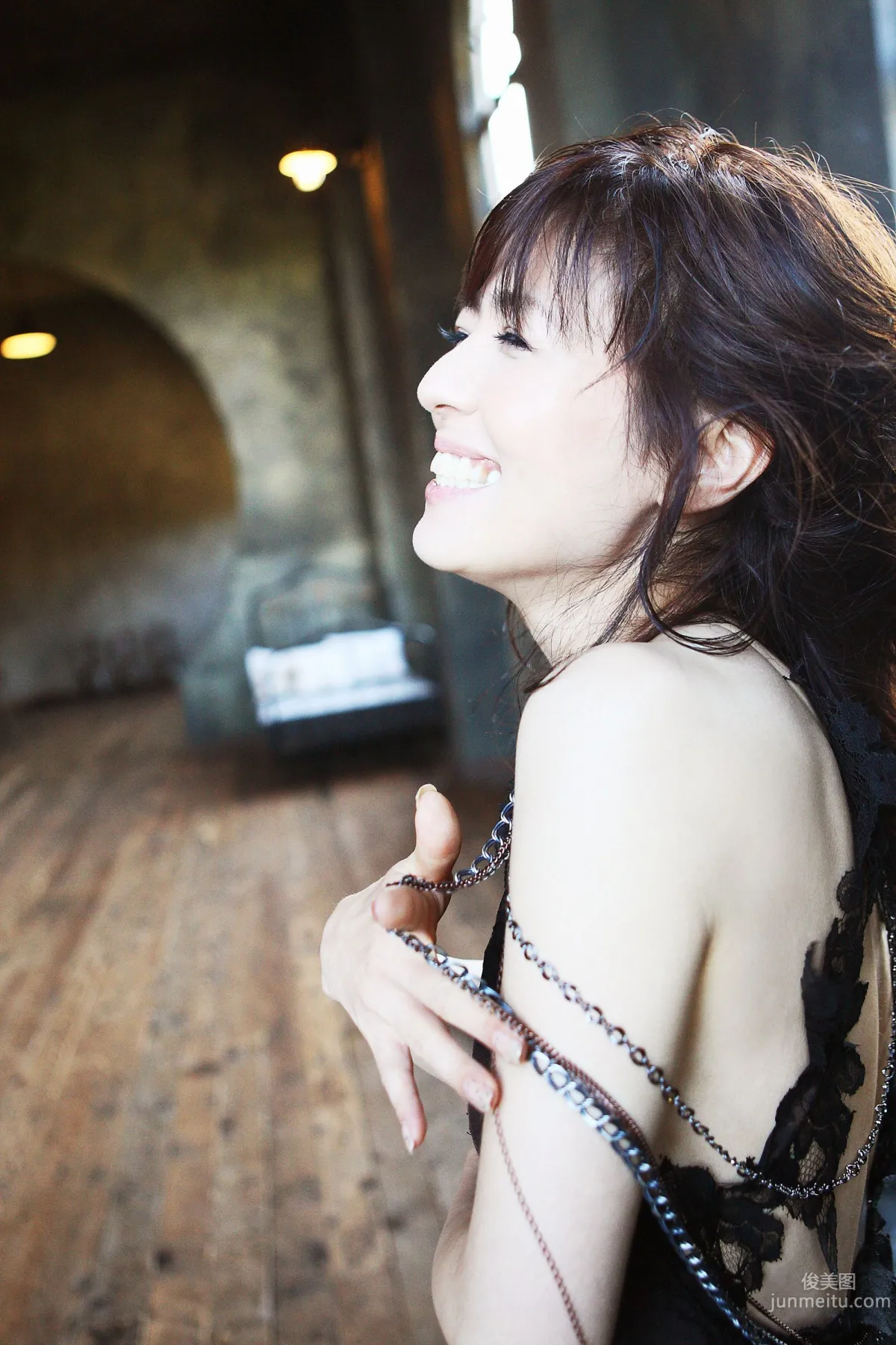 [NS Eyes] SF-No.511 Mako Ishino 石野真子 寫真集 14