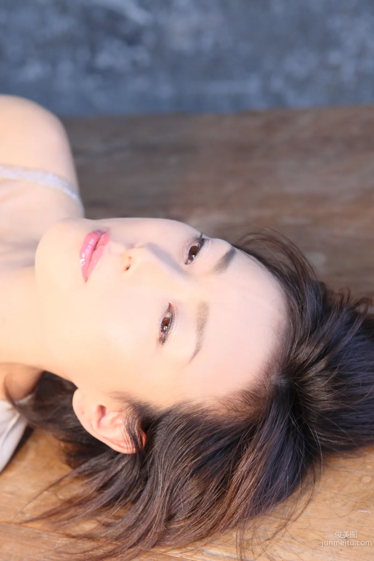 [NS Eyes] SF-No.549 Akimoto Naomi 秋本奈緒美 寫真集 2