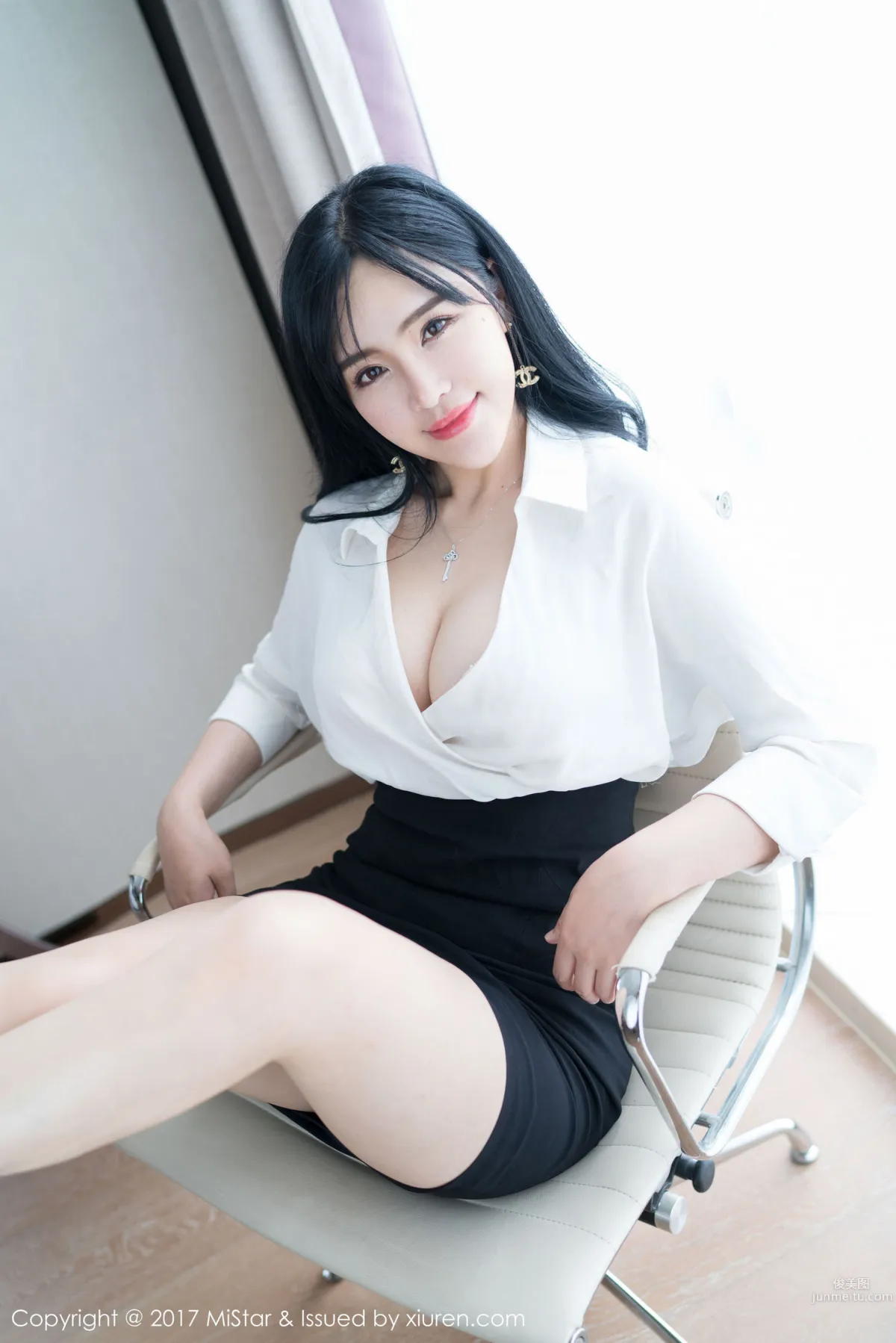 劉钰兒《性感OL秘書系列》 [魅妍社MiStar] VOL.172 寫真集 10