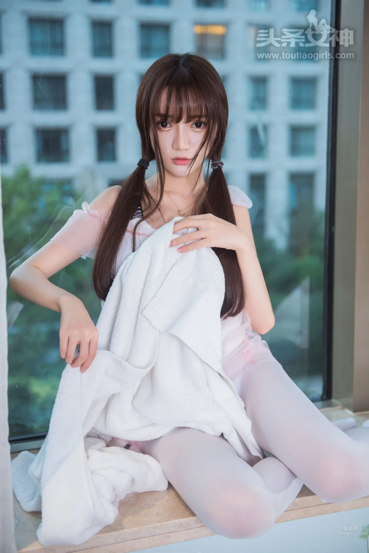 小如镜《白袜子人间物语》 [头条女神] 写真集24