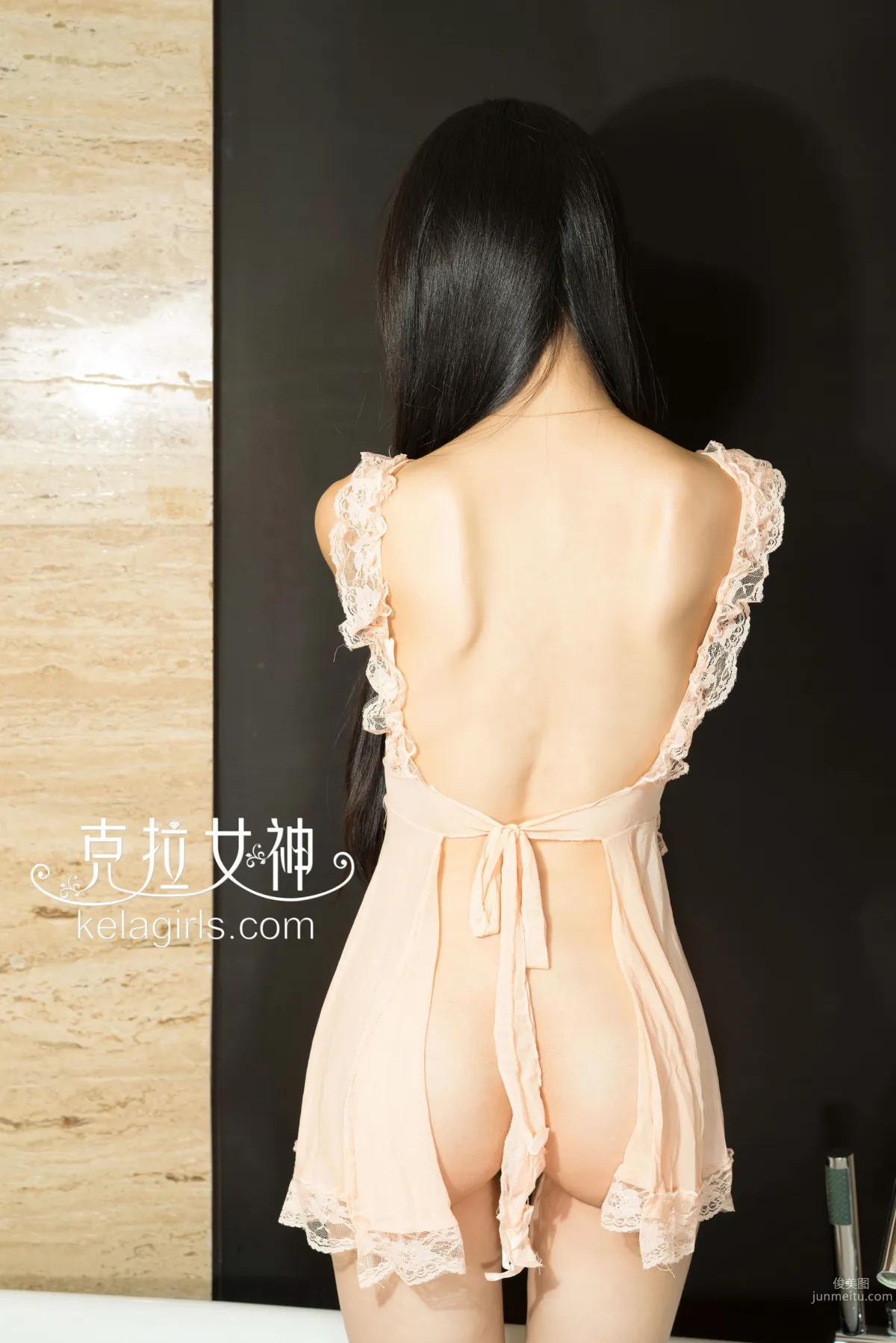 吳倩倩《圍裙・春光》 [克拉女神] 寫真集 17