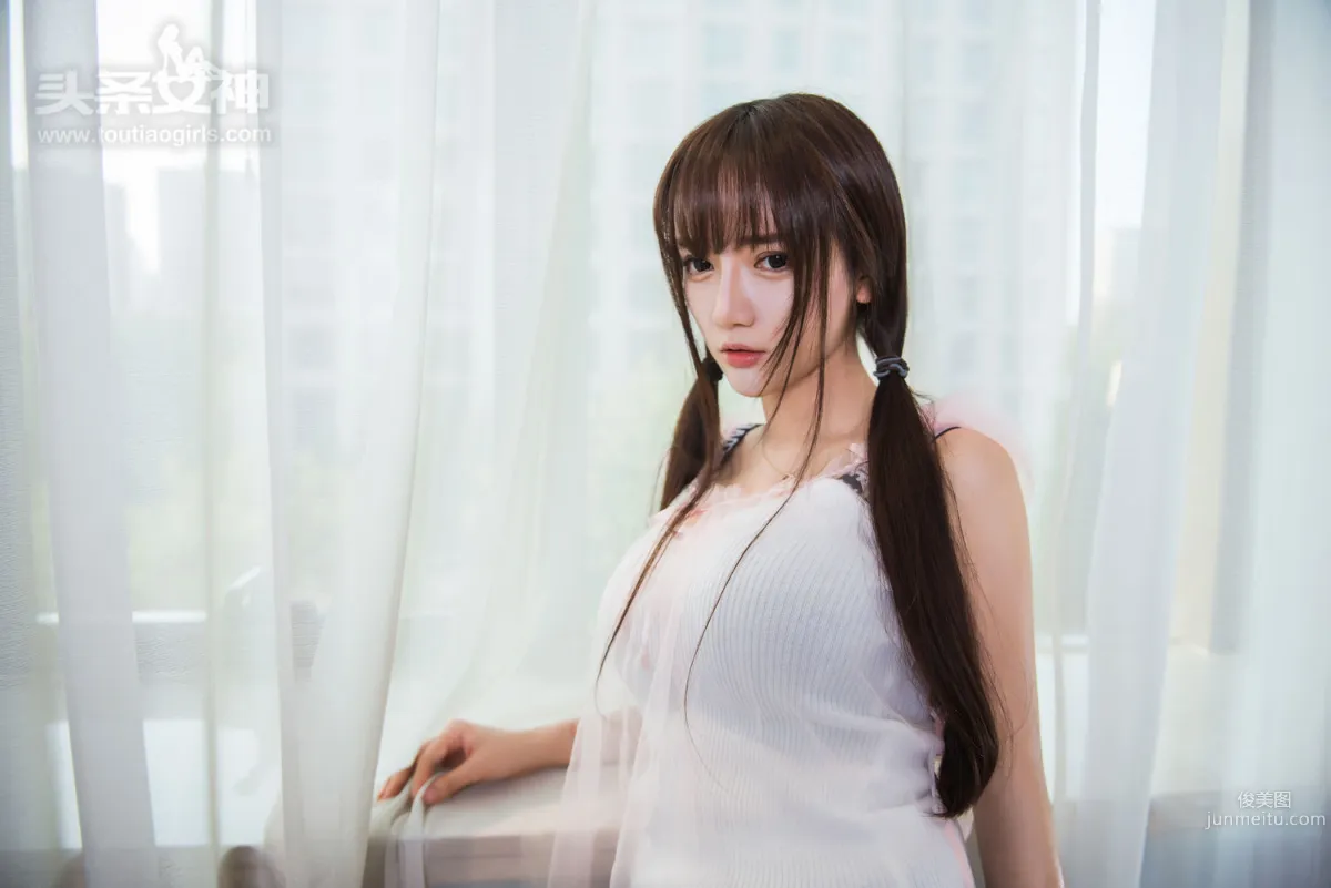 小如镜《白袜子人间物语》 [头条女神] 写真集5