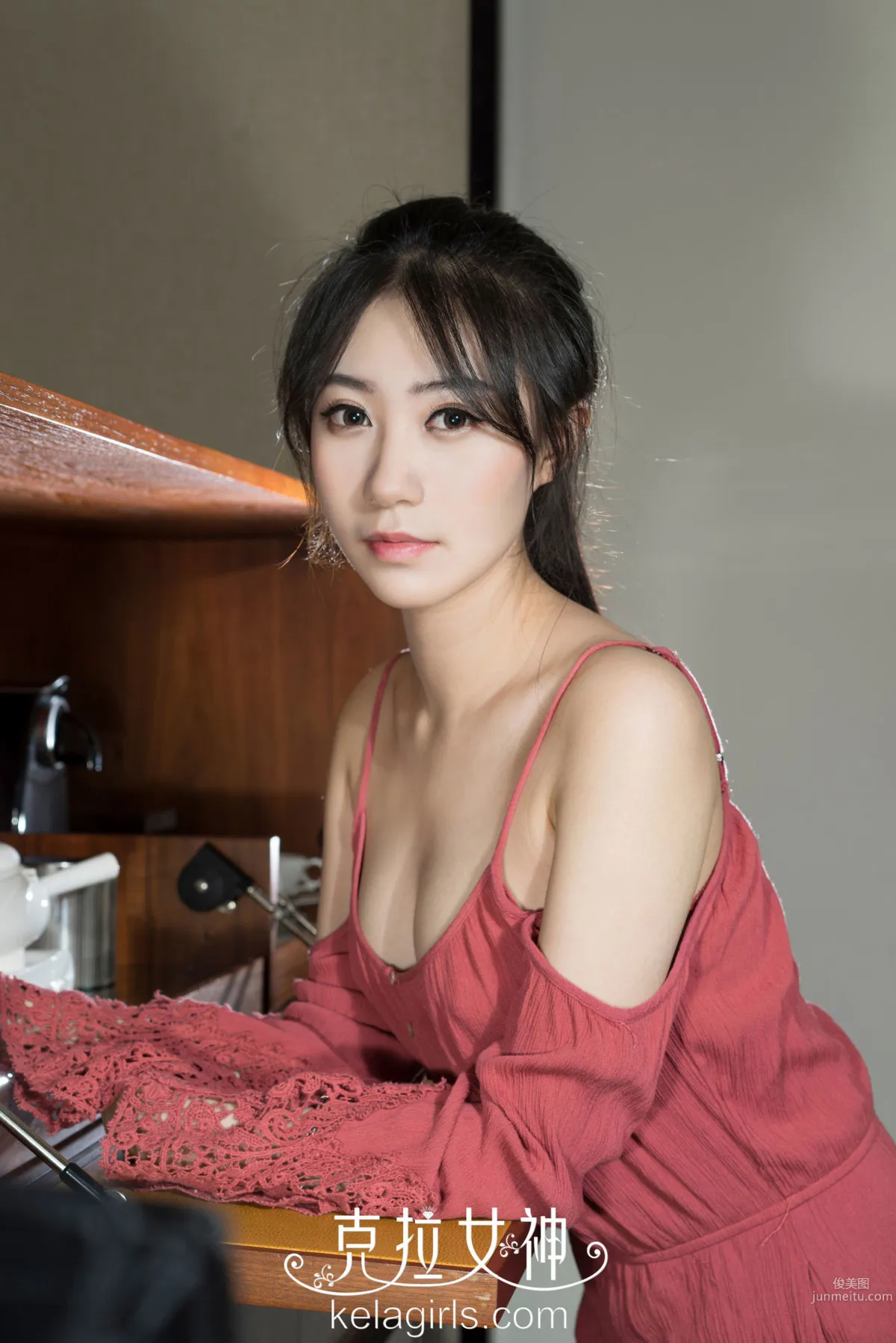 小鹿《深情久伴美人蕉》 [克拉女神] 寫真集 11