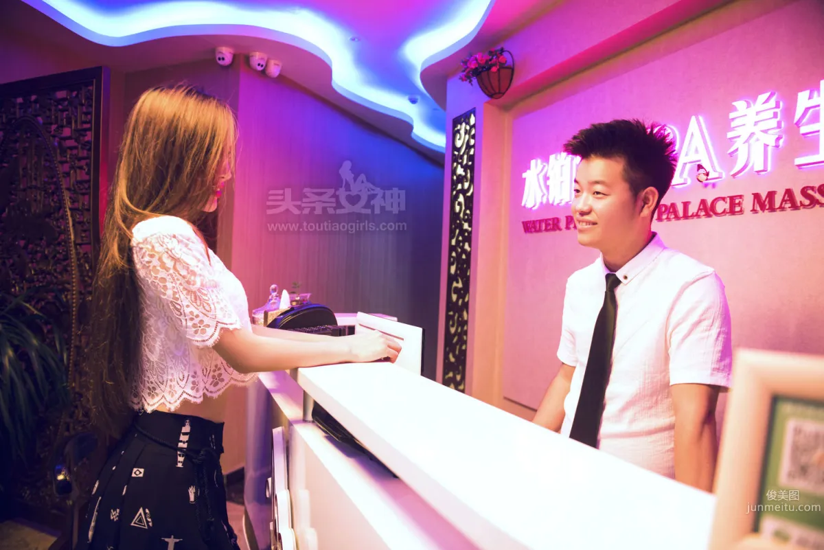 艾小青《女神探店水鉑宮篇》 [頭條女神] 寫真集 3