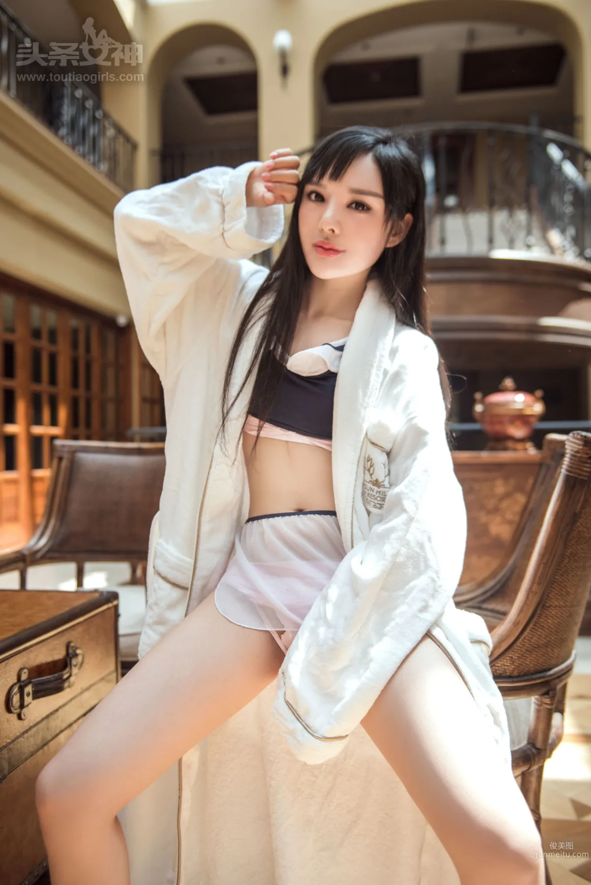 周熙妍《學生服幻想蘿莉》 [頭條女神] 寫真集 16