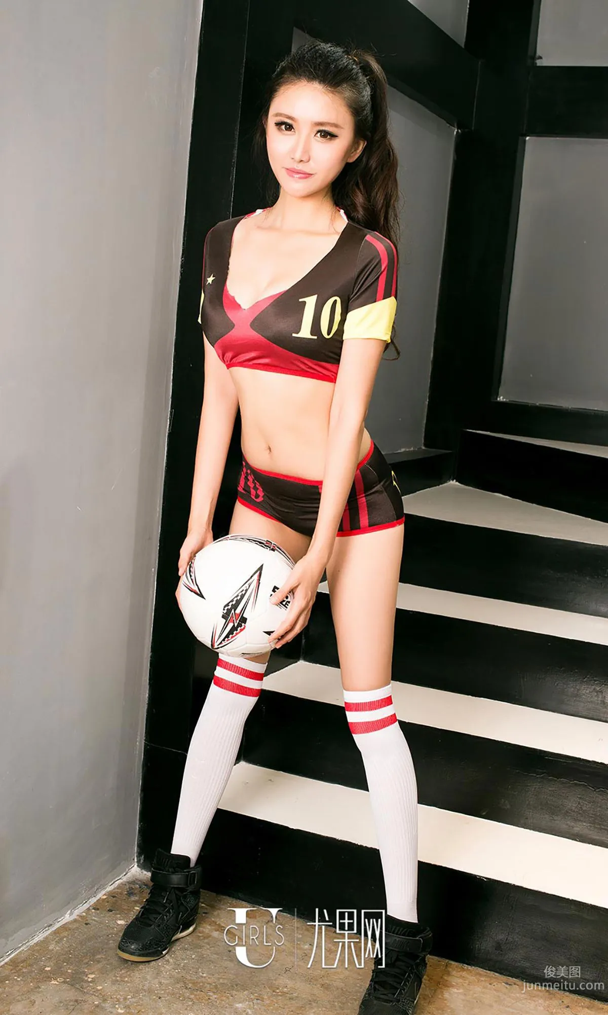 糖糖《球愛》 [愛尤物Ugirls] No.425 寫真集 26