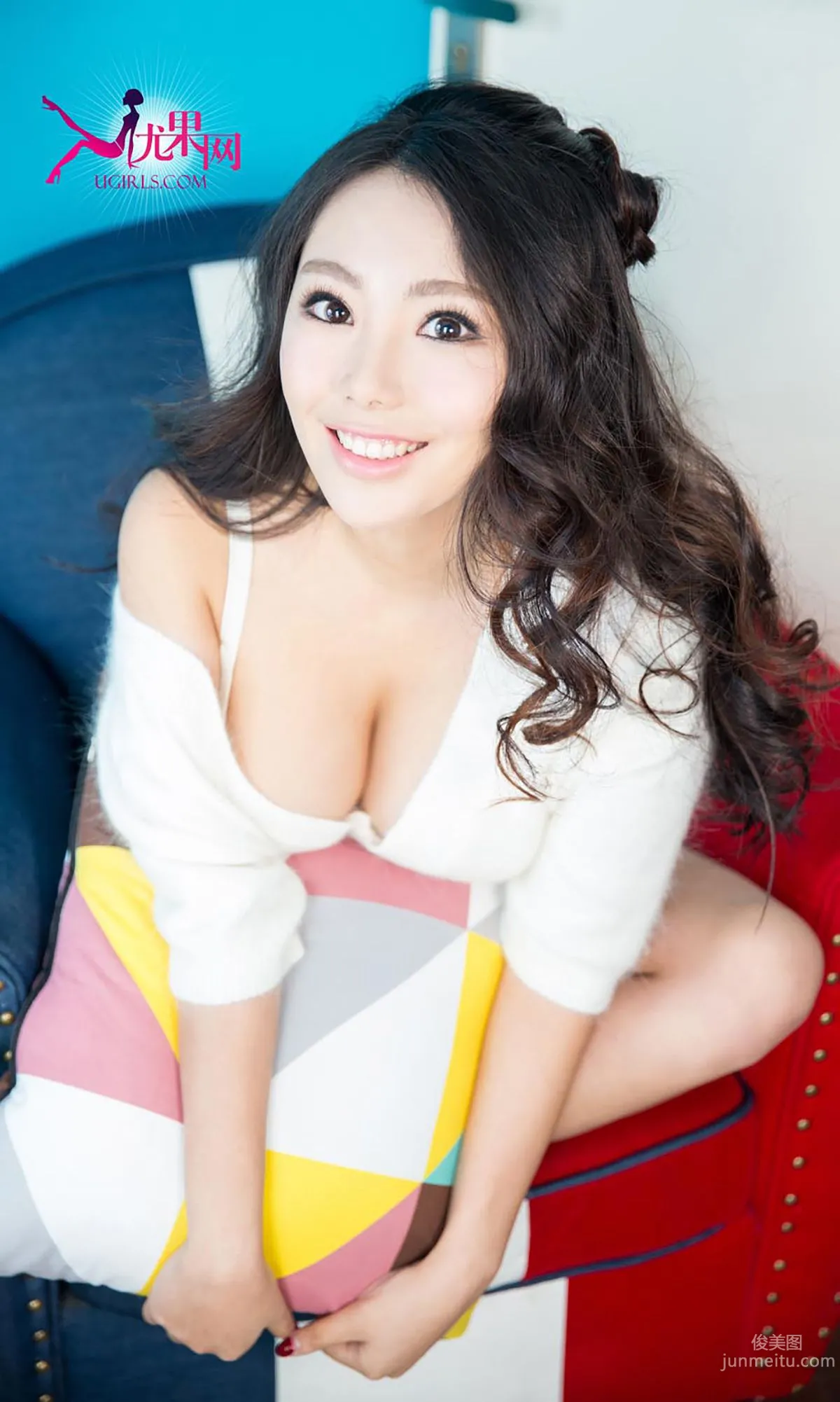 丸子《愛笑的好運妹》 [愛尤物Ugirls] No.262 寫真集 15