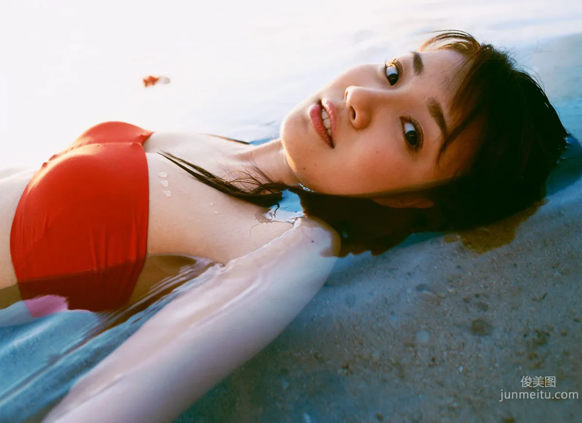 高部あい /高部愛 《The Sky the Breeze & You》 [Image.tv] 寫真集 36