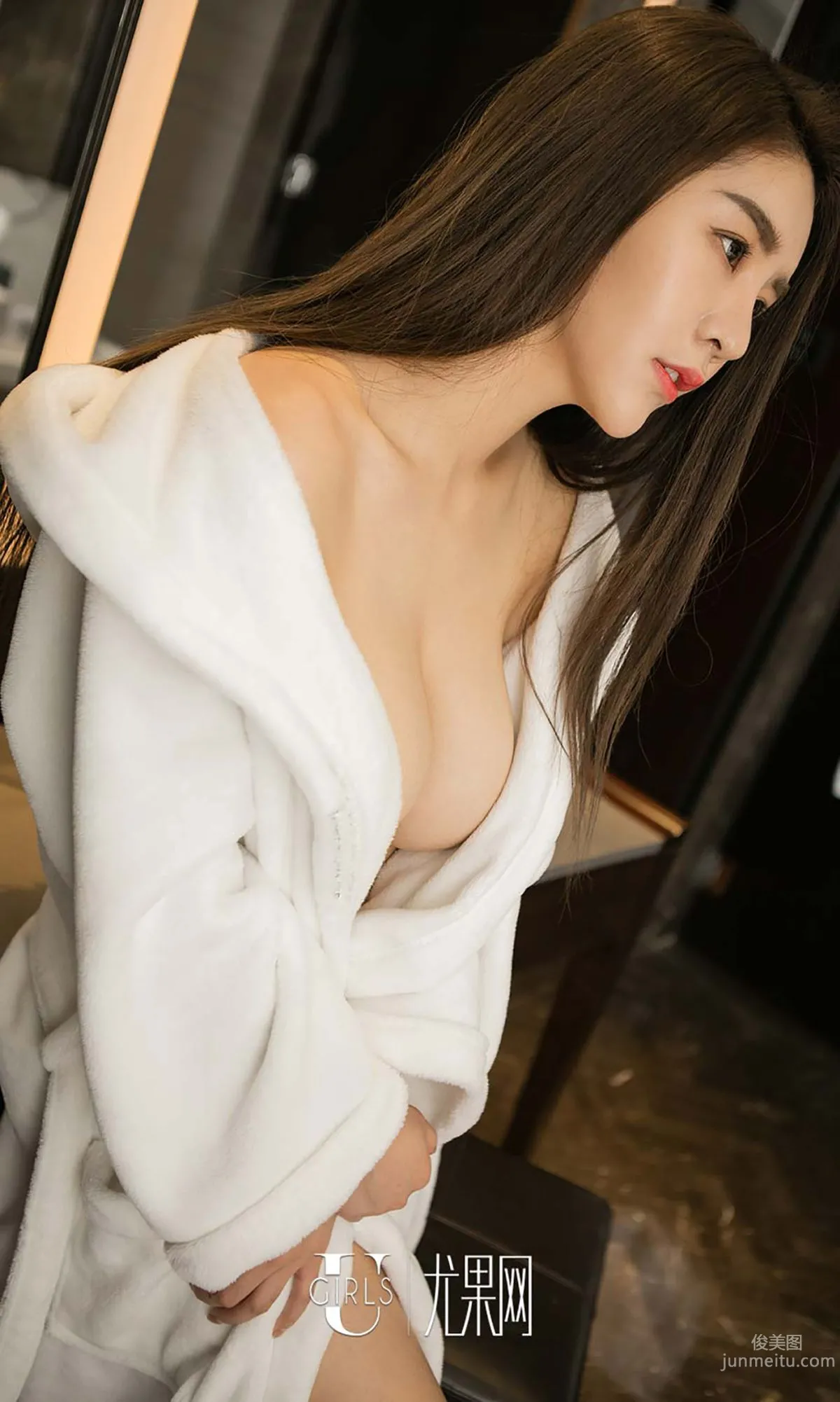 欣妍《欣亂的小兔》 [愛尤物Ugirls] No.528 寫真集 6