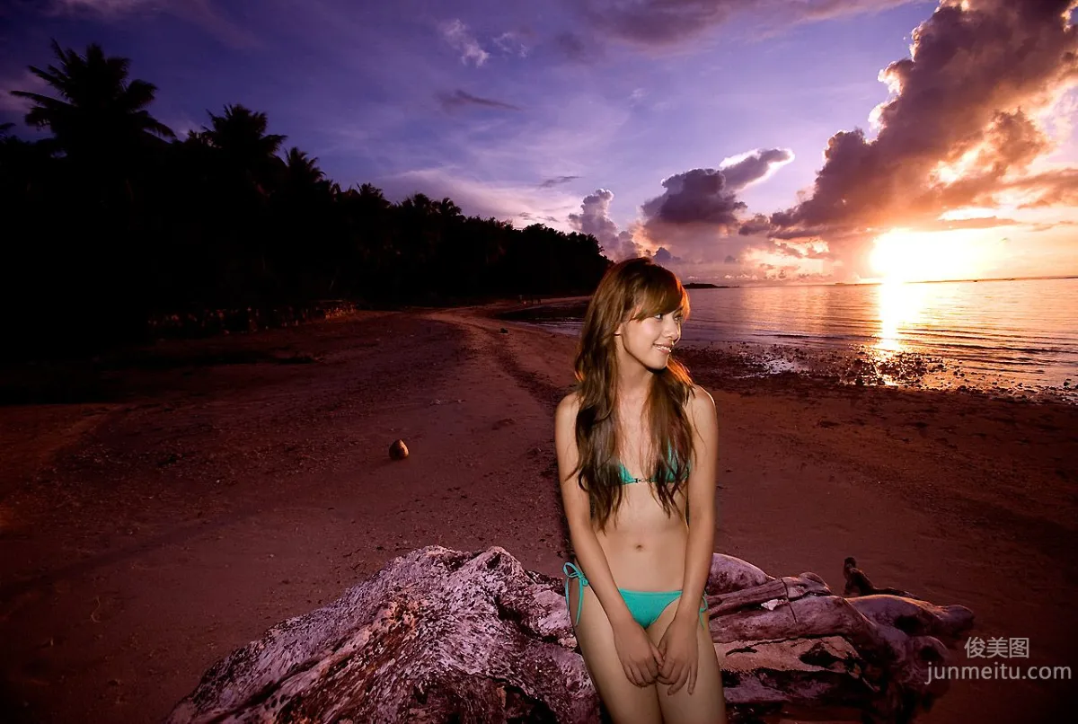 陈怡/ローラ・チャン《Heatwave》 [Image.tv] 写真集47