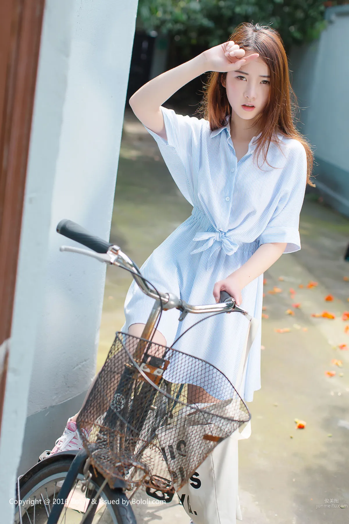 沈欣雨《夏日の西瓜》 [Kimoe激萌文化] KIM004 寫真集 24