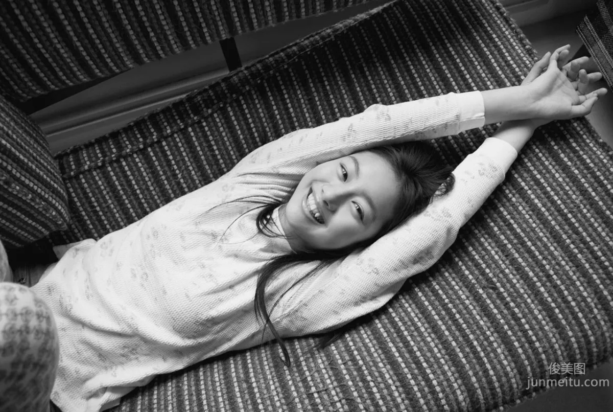 忽那汐裡 Shiori Kutsuna 《Smile Again》 [Image.tv] 寫真集 19