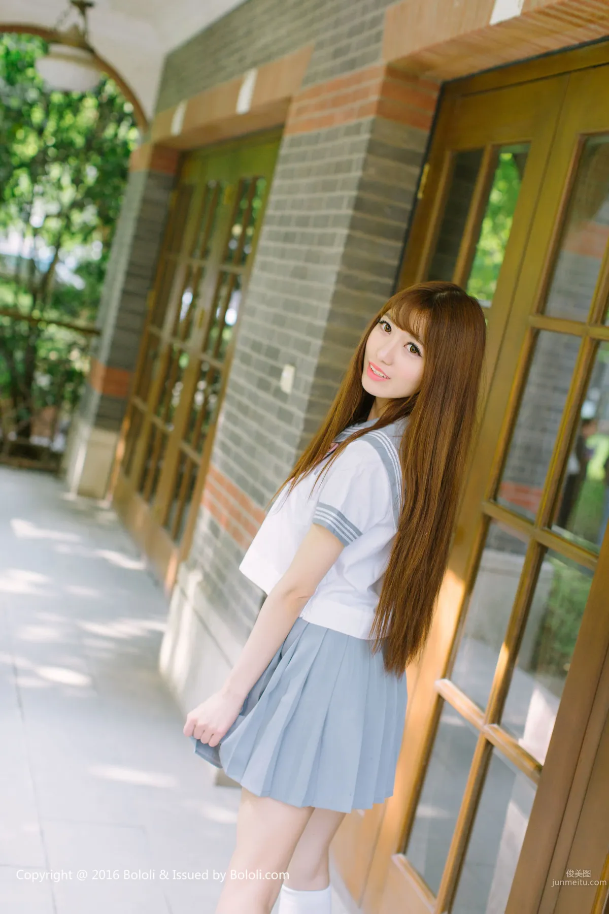 趙奶瑩《奶瑩小花園》 [Kimoe激萌文化] KIM015 寫真集 2