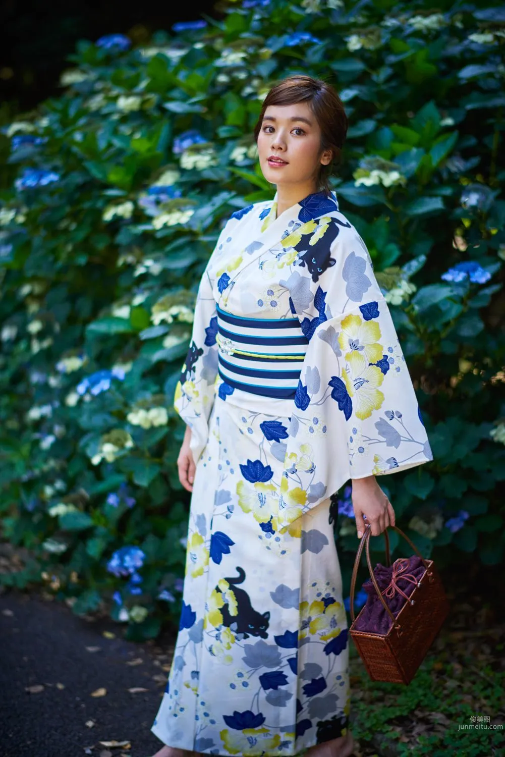 笕美和子 Miwako Kakei [YS Web] Vol.759 寫真集 36