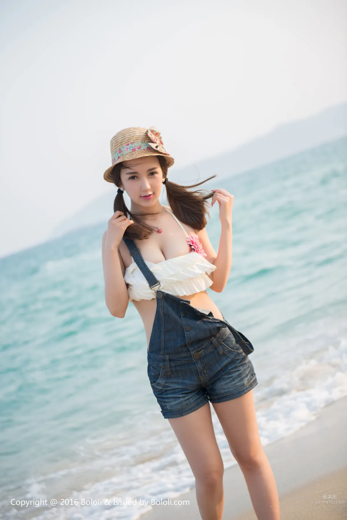 小潘鼠《海邊風情》 [Bololi波蘿社] BOL.112 寫真集 37