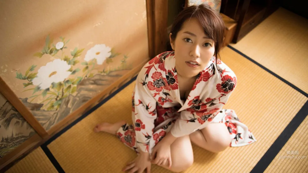 谷桃子 Momoko Tani [YS Web] Vol.762 寫真集 32