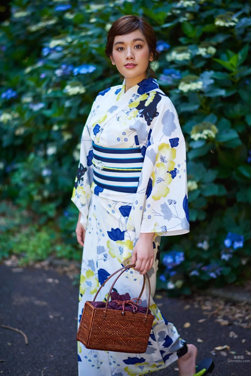 笕美和子 Miwako Kakei [YS Web] Vol.759 寫真集 39