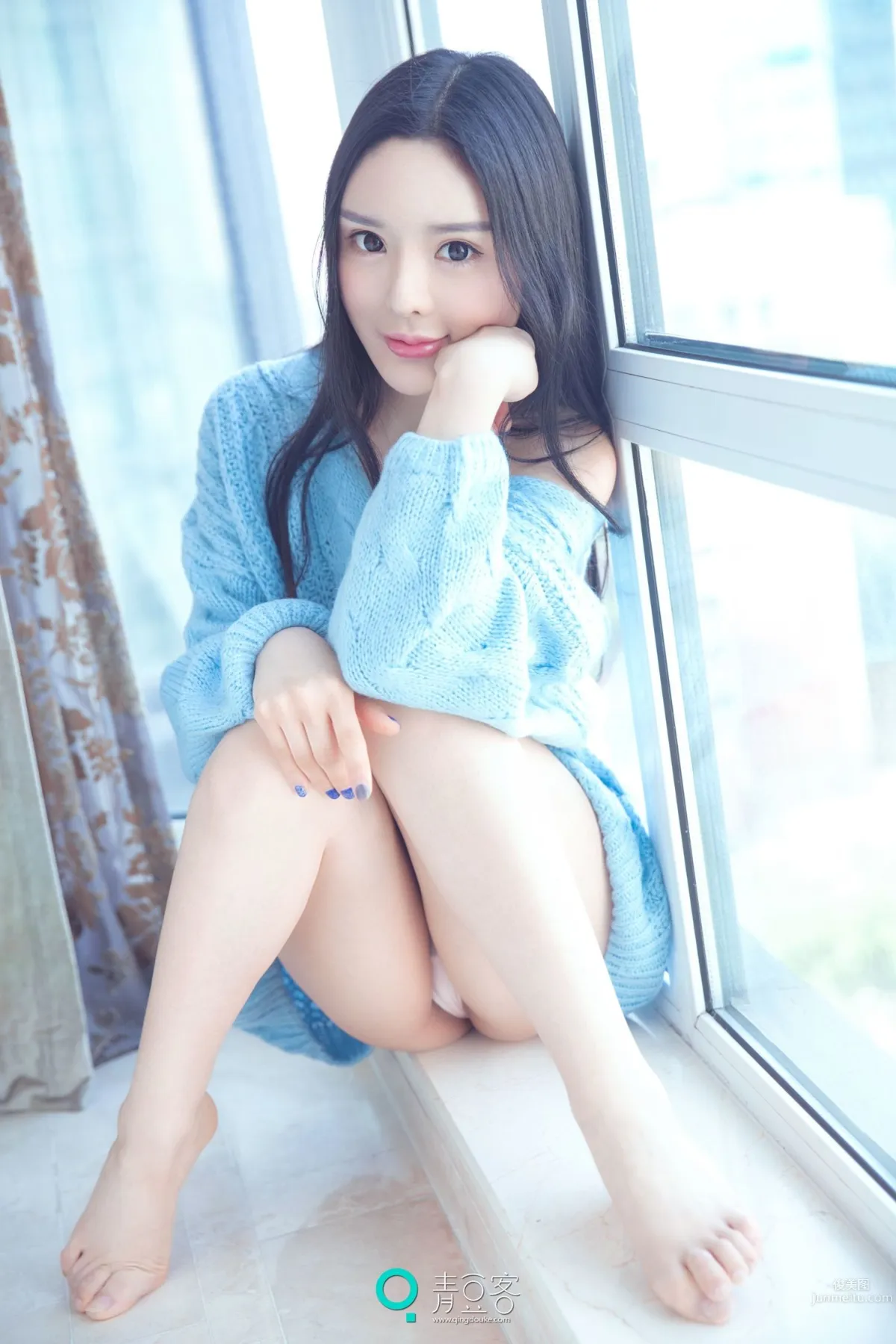 晓迪《性感毛衣+制服》 [青豆客] 写真集10
