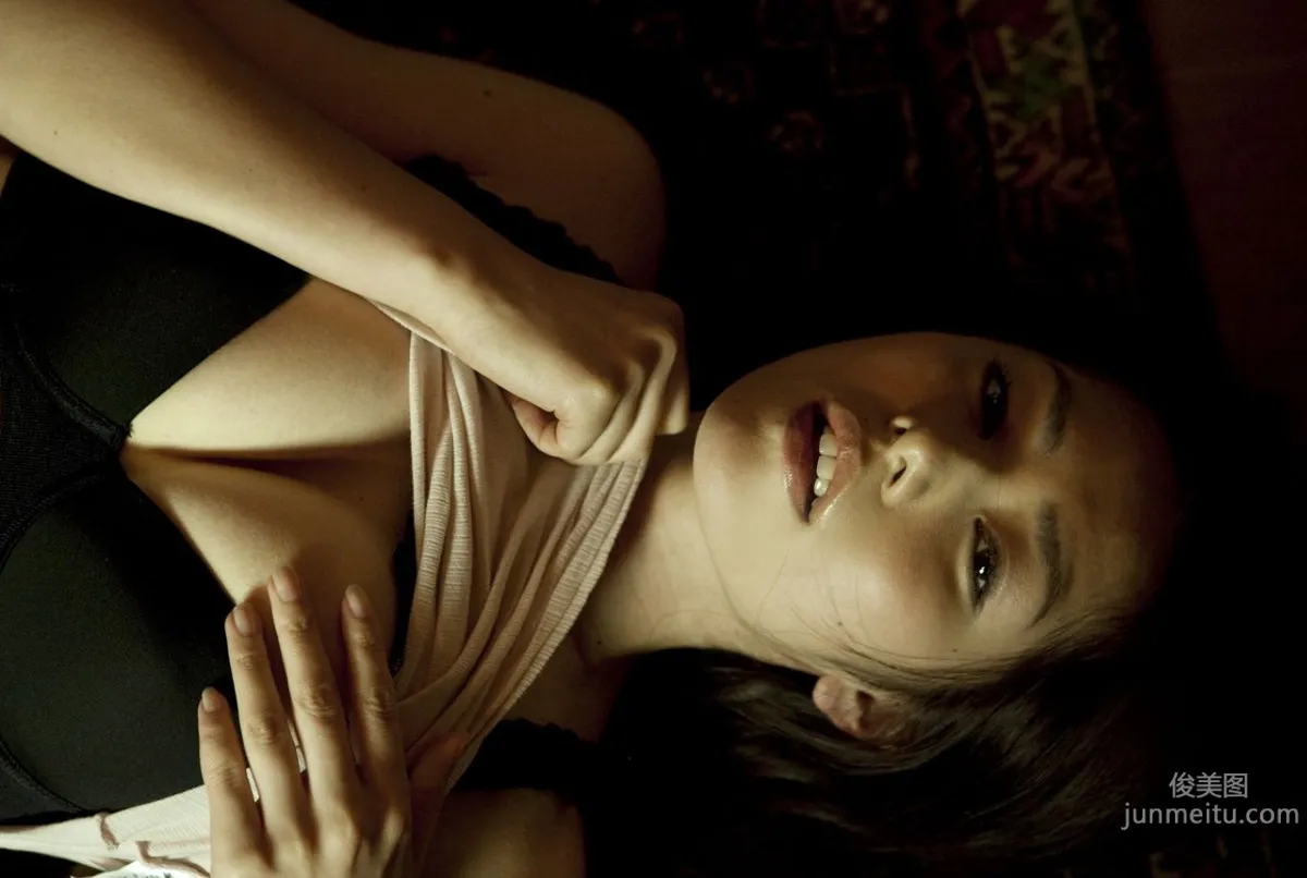 谷桃子《桃源郷》 後編 [Image.tv] 寫真集 15