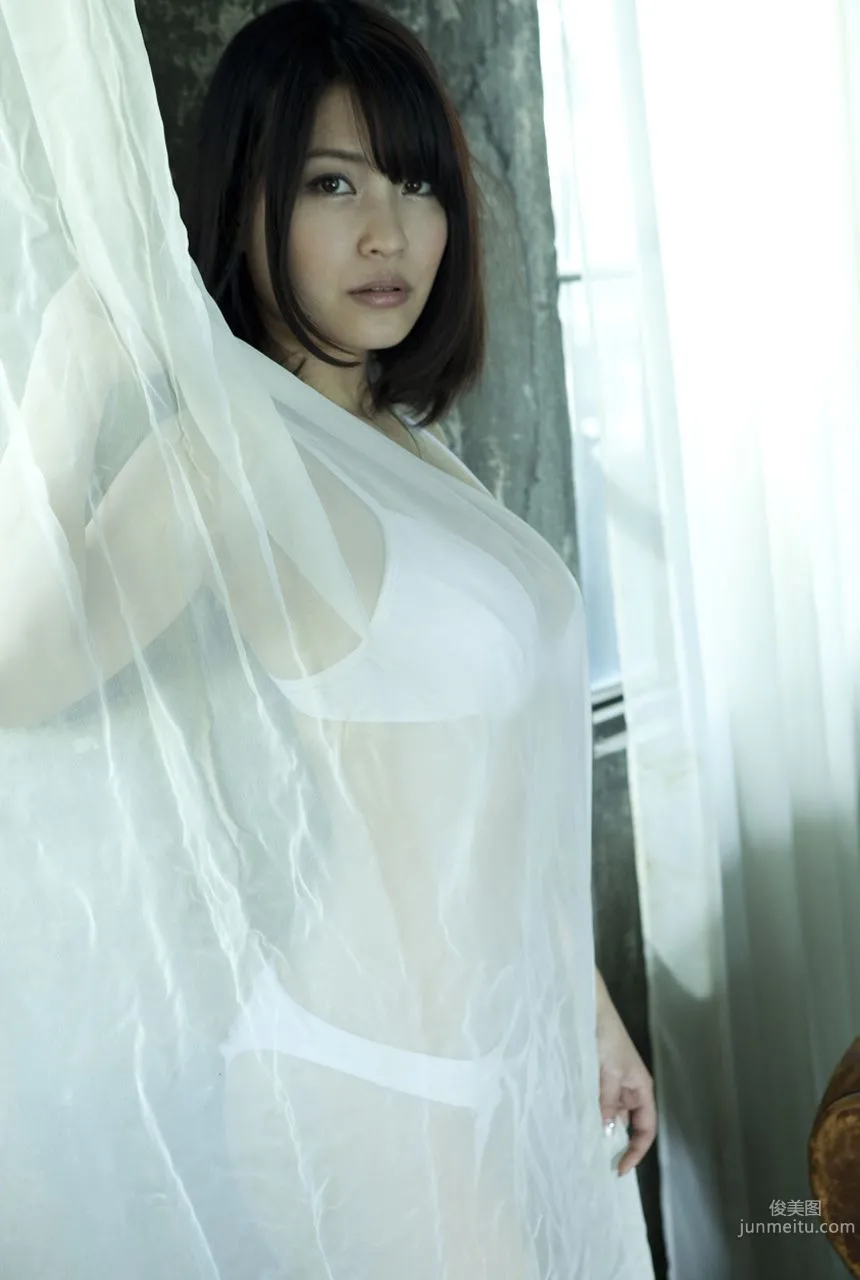 岸明日香 Asuka Kishi 《White Swan》 [Image.tv] 寫真集 3