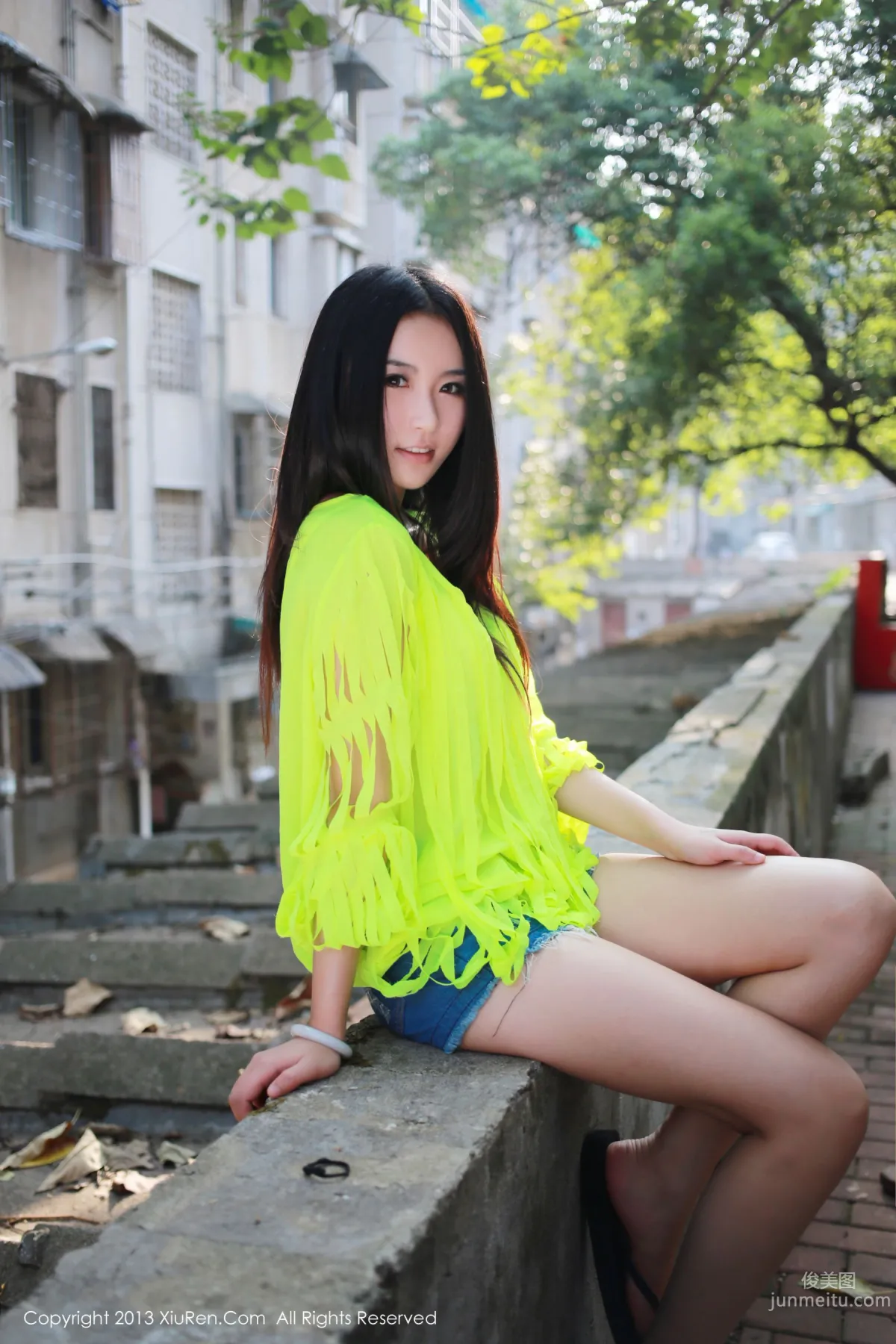 MOON嘉依 [秀人网XiuRen] No.017 写真集1