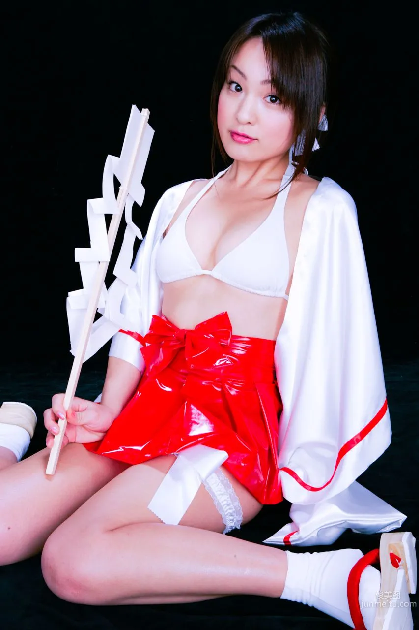 高見美香 Mika Takami 《新世界》 [Image.tv] 寫真集 3