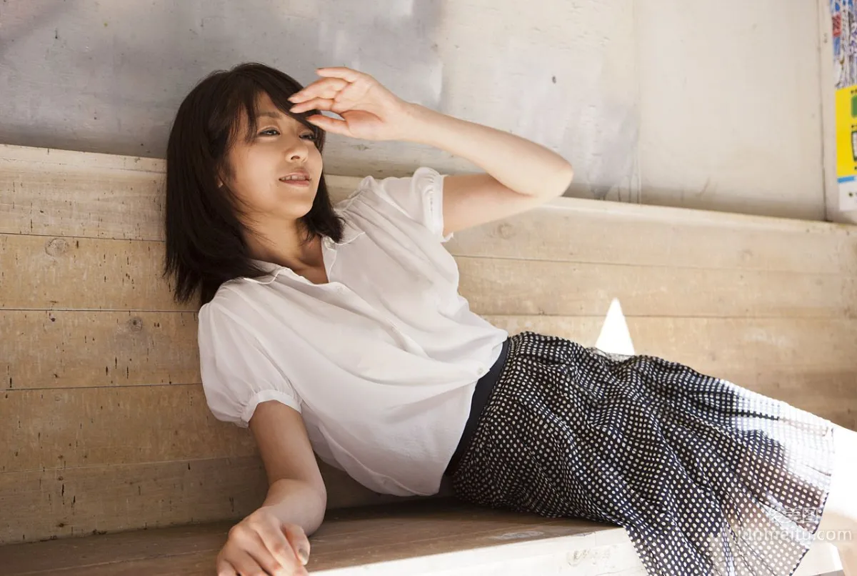 白石美帆《真夏の憧憬》 [Image.tv] 写真集12