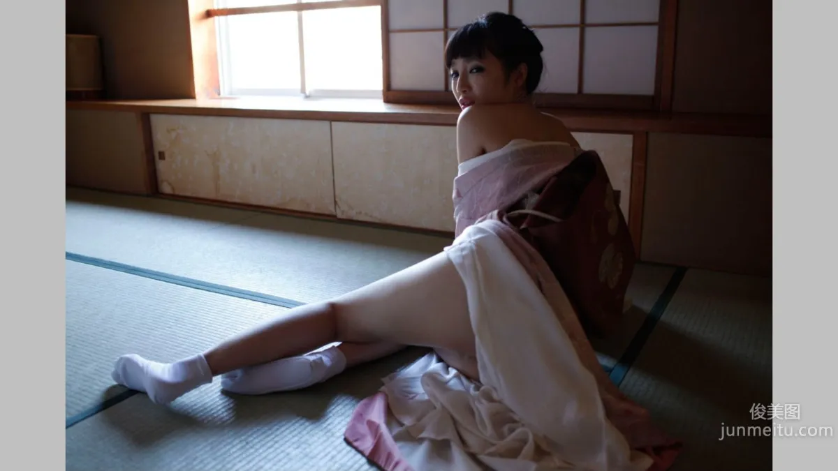 森下悠裡《咲き誇る美しい花》 [Image.tv] 寫真集 3