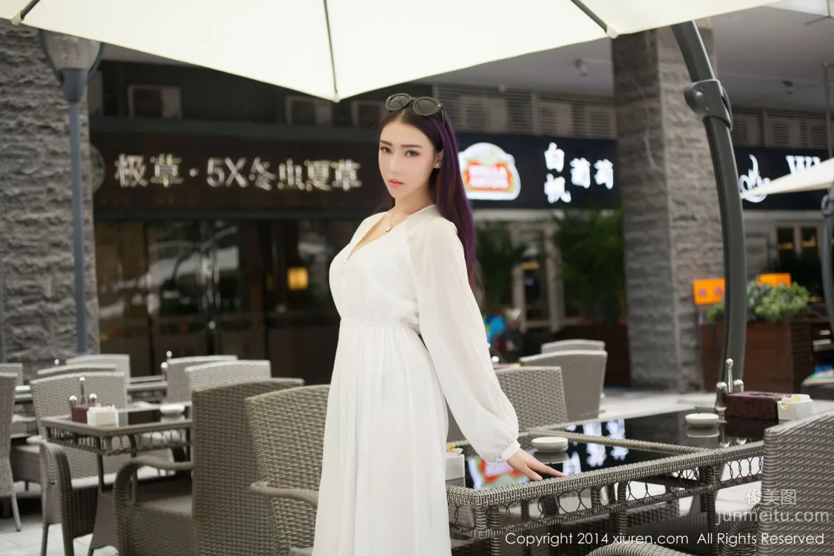 夢娜Vanessa《款款而來的特級女神》 [秀人網XiuRen] No.131 寫真集 19