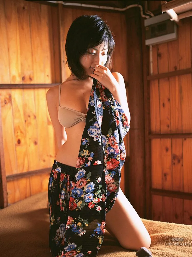 佐藤寛子《Secret Love》寫真集 [YS Web] Vol.116 22