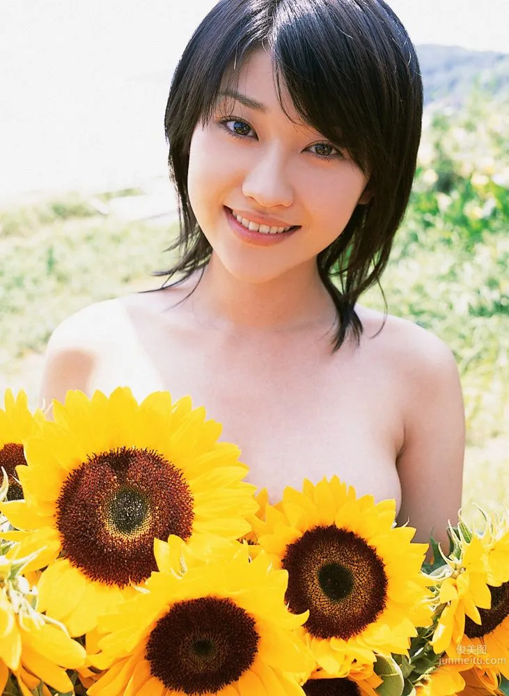原幹恵《Fカップ美少女は、いつだって元気いぱい》寫真集 [YS Web] Vol.181 26